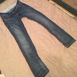 Buckle jeans