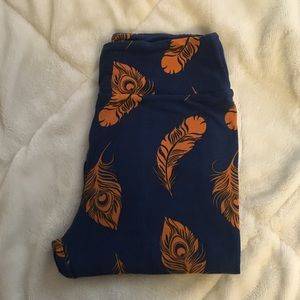 Lularoe feather leggings