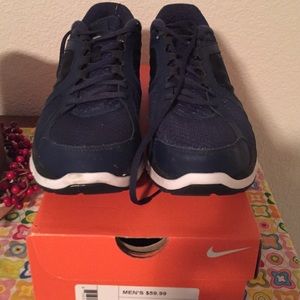 Men's Nike shoes sz 10