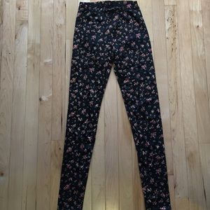 5 for 25$ Spandex Floral Leggings
