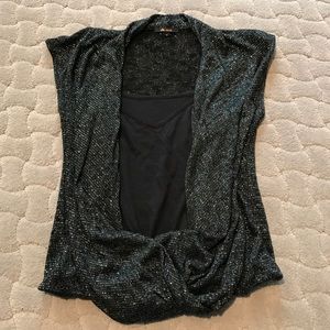 LIKE NEW ELLA MOSS TOP