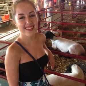 Meet your Posher, Maddie