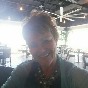 Meet your Posher, Katherine