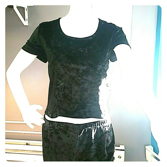 Crush velvet Crop top