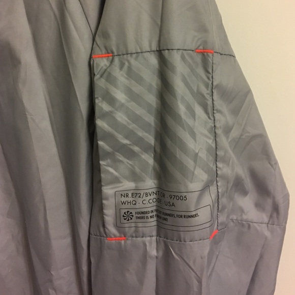 Nike running jacket - Picture 2 of 4