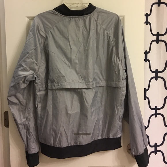 Nike running jacket - Picture 3 of 4