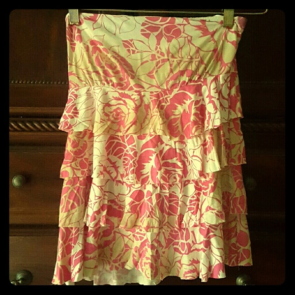 Express strapless tank