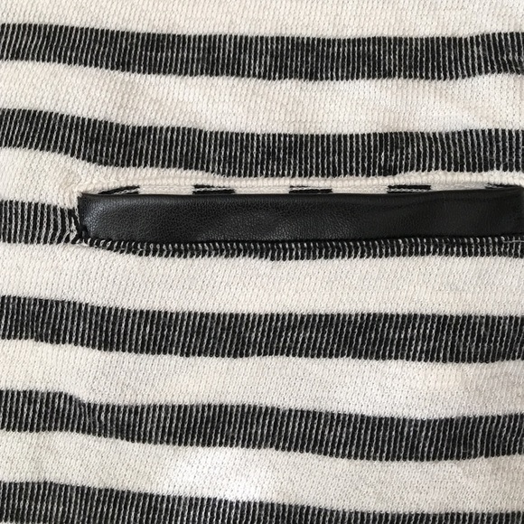 Splendid Striped Top - Picture 3 of 3
