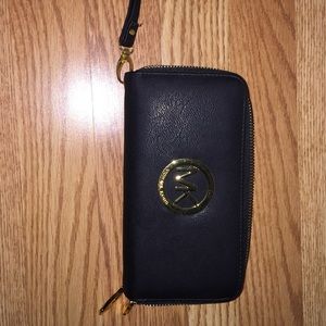 Michael Kors Wallet Wristlet