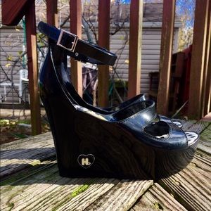 HARAJUKU Black Patent Leather Wedge Heels size 7