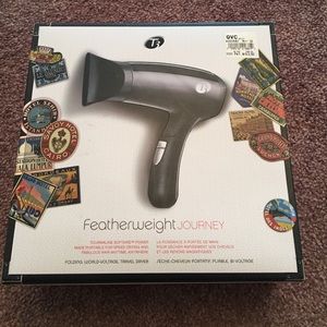 T3 Featherweight Journey Blow Dryer