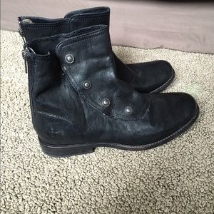 Frey Phillip military short boots, size 8, black
