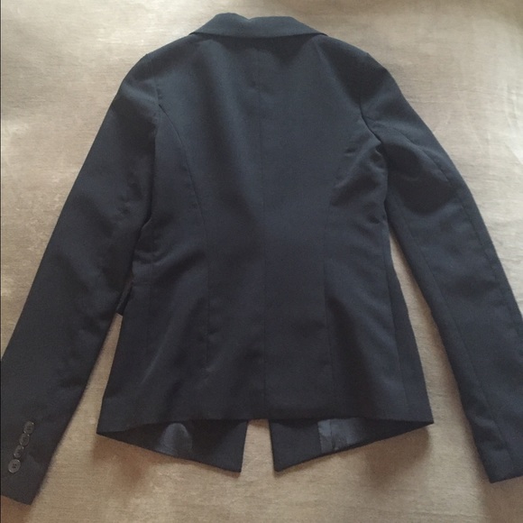 Black Blazer (small) - Picture 2 of 4