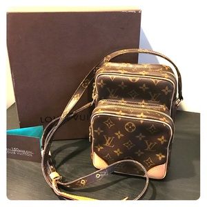 Authentic Louis Vuitton Crossbody