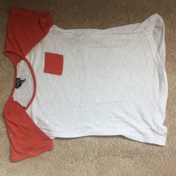 Tee shirt