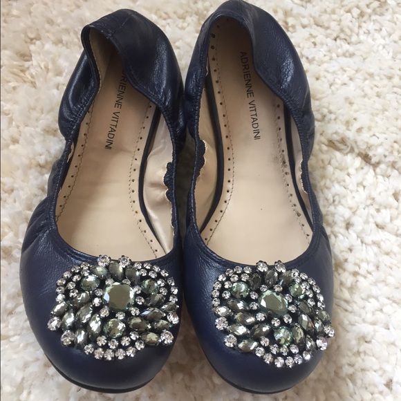 adrienne vittadini flats