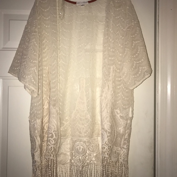 Coco +Jaimeson Fringe Kimono