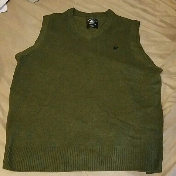 Men's green sweater vest