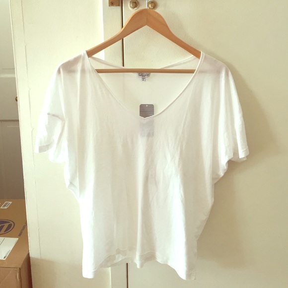 Splendid White V-Neck Tee (Size S)