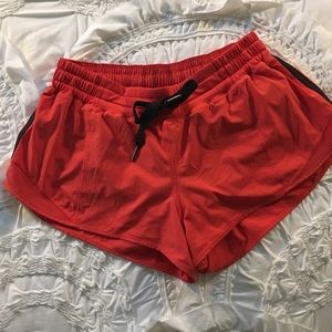 Lululemon hotty hot short