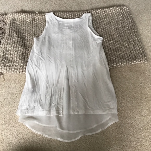 🆕 Philosophy Embellished Top - Picture 3 of 4