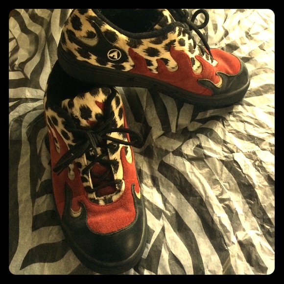 airwalk flame shoes