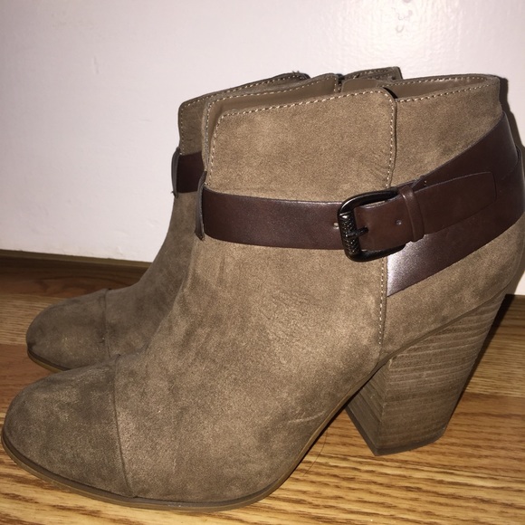 Carlos Brown Booties