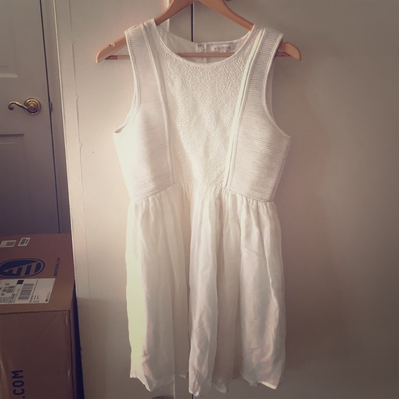Ella Moss Sleveless White Dress