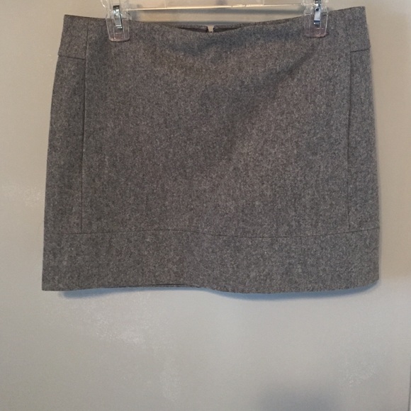 J. Crew Dresses & Skirts - J crew skirt 80% wool 20% nylon mini