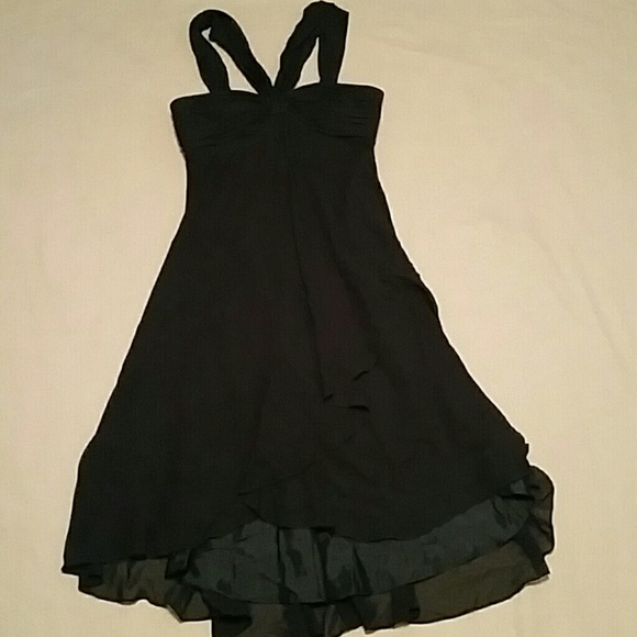 Maggy London Dresses & Skirts - 100% silk Maggy London hi-lo lined cocktail dress