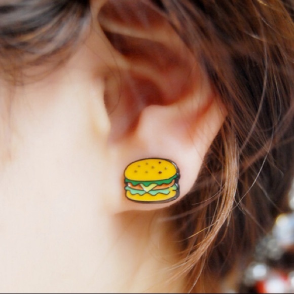 🍔 Adorable Cheeseburger Enamel Stud Earrings - Picture 4 of 4