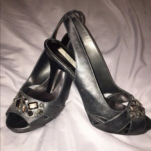 Vera Wang Open Toe Shoes