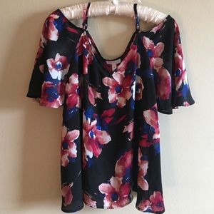 Leither cold shoulder top