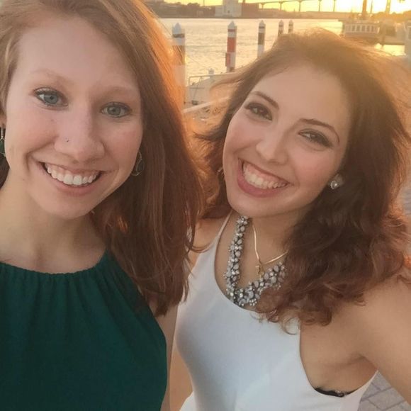 Meet your Posher, Lindsey - Picture 1 of 1