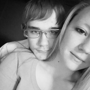 Meet your Posher, Katelyn