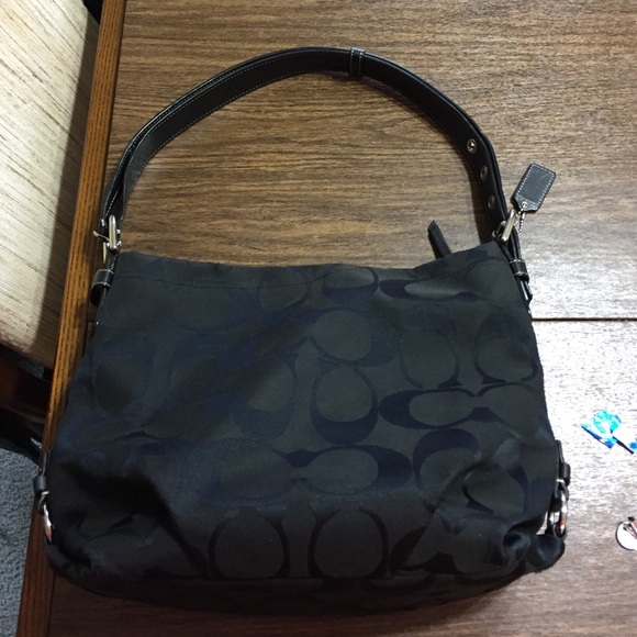 Coach, Women’s, Handbag. - Picture 2 of 2