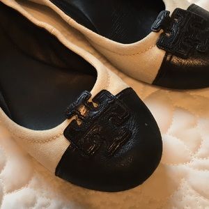 Beautiful TORY BURCH ballet flats!