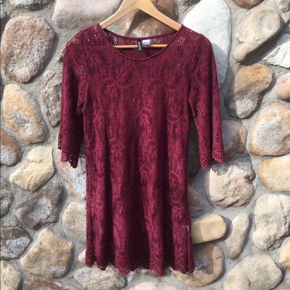 🚨FLASH SALE Red Lace Dress