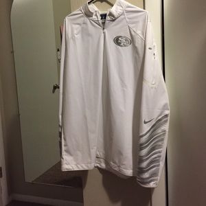 🏈 Nike Fly Rush SF jacket