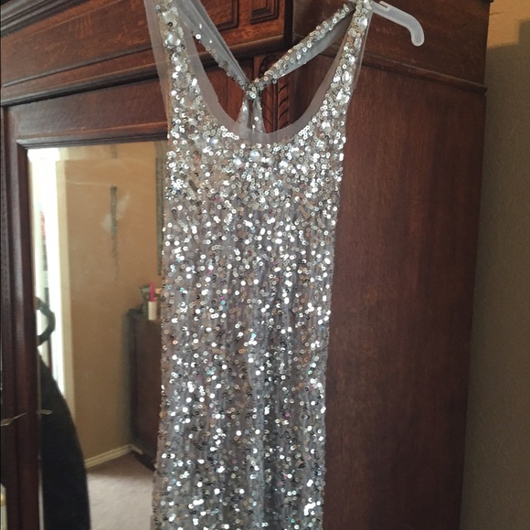 Silver sparkle top - Picture 1 of 3