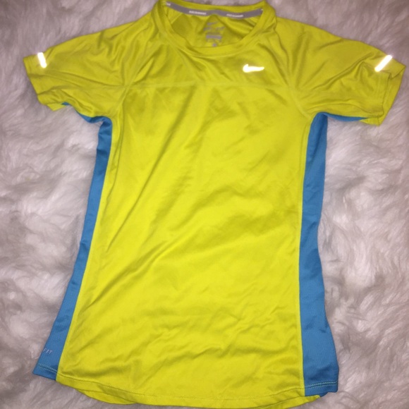 Nike workout fitted  top.