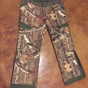 UnderArmour women's hunting pants