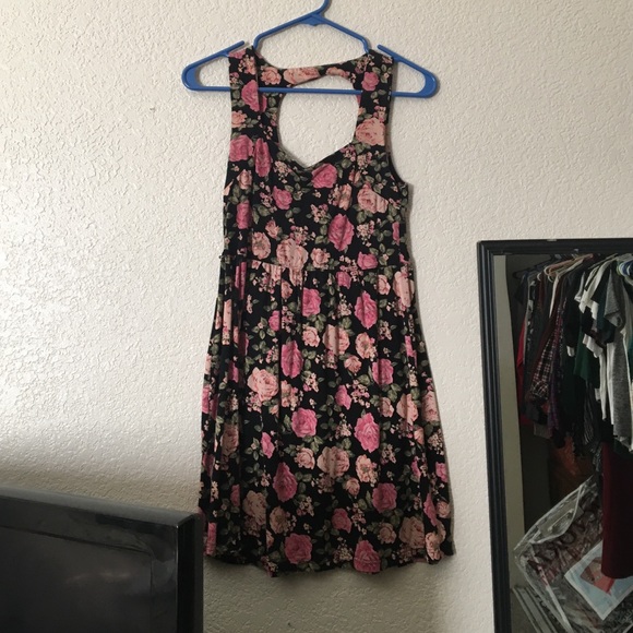 Floral dress - Picture 1 of 3
