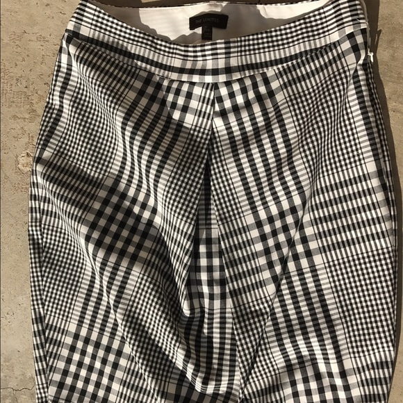 Black and white plaid skirt