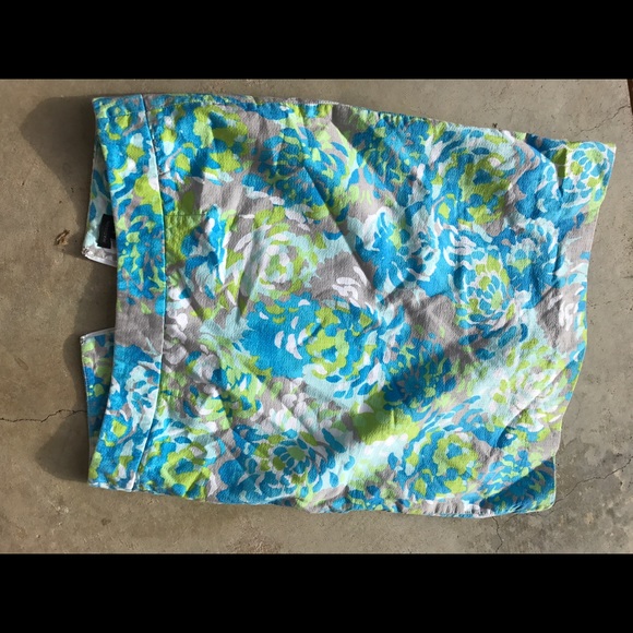 Colorful pattern skirt