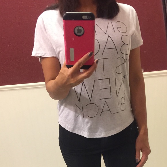 Giving Back Is The New Black tee, size S - Picture 2 of 2