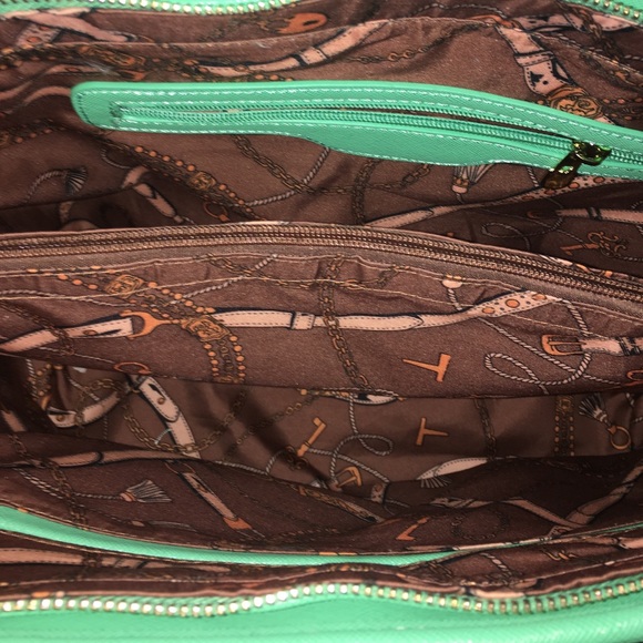 Purse - Picture 3 of 3