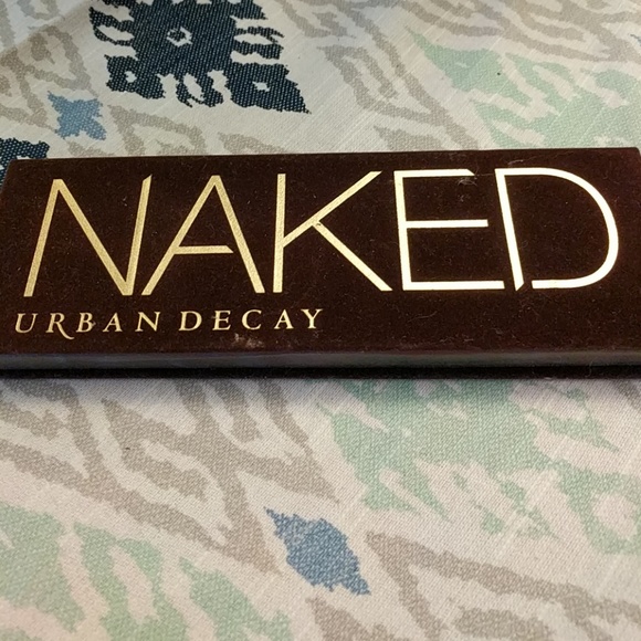 Urban decay naked 1 pallete.
