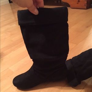 Brand new in the box boots