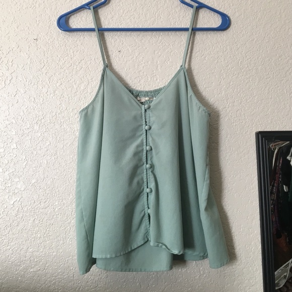 Sky blue tank - Picture 1 of 1